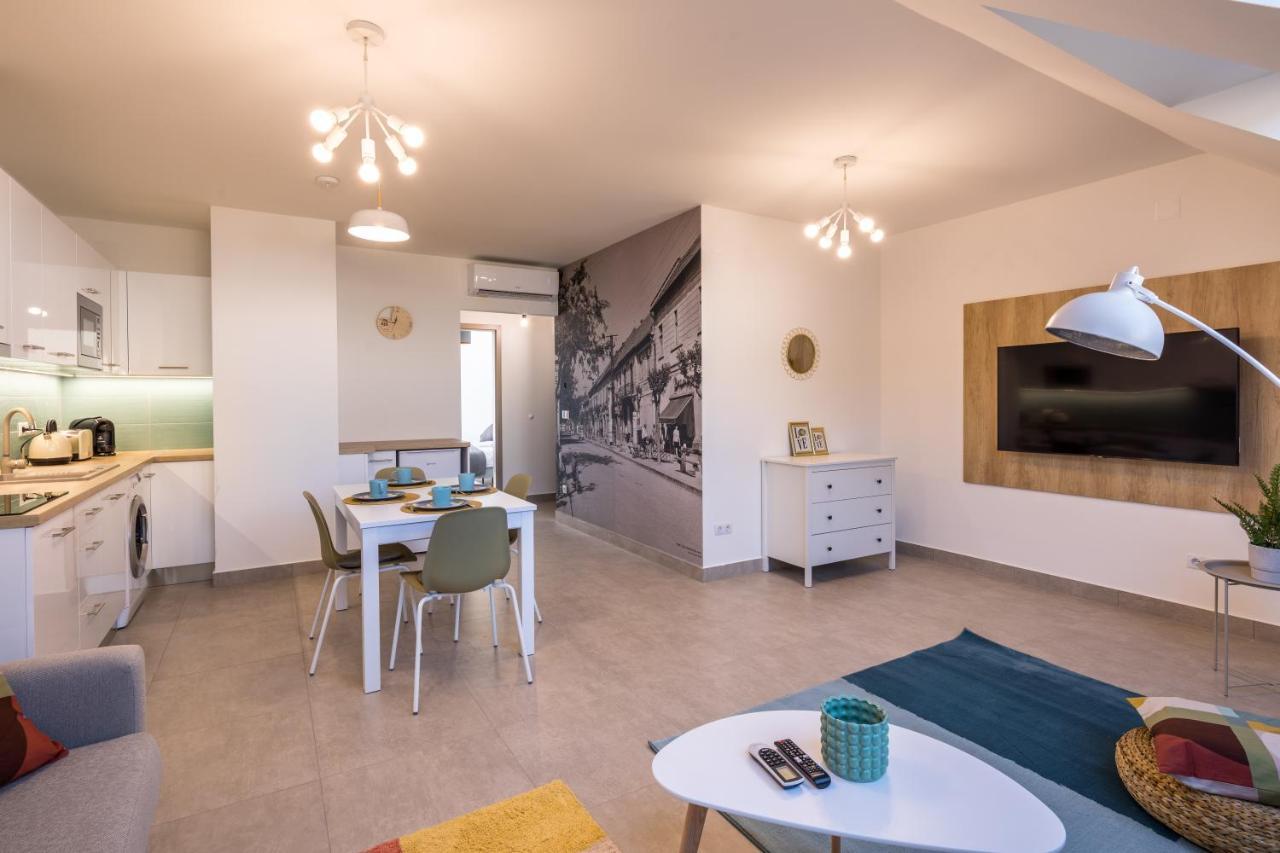 Stafetahaz Apartmanok Vác Екстериор снимка