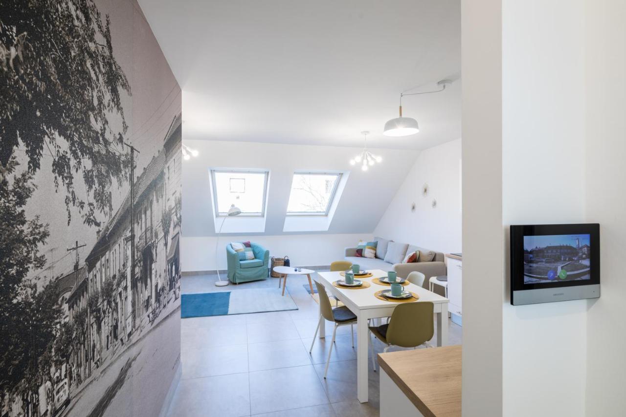 Stafetahaz Apartmanok Vác Екстериор снимка