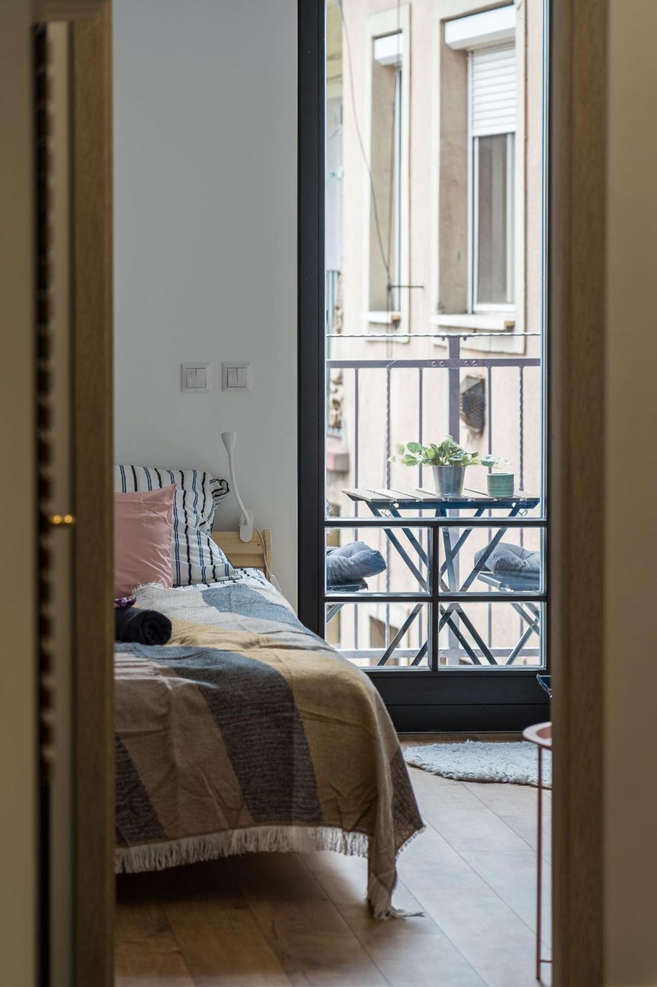 Stafetahaz Apartmanok Vác Екстериор снимка