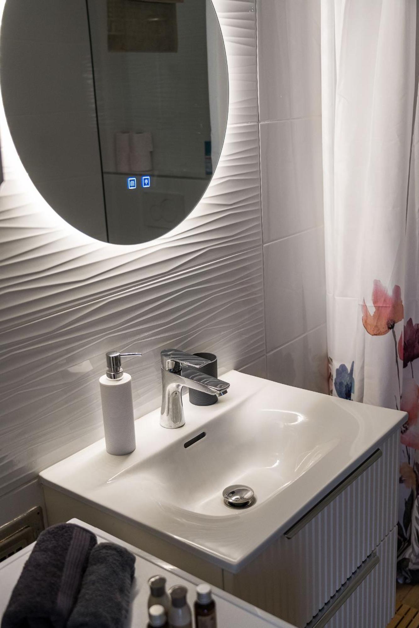 Stafetahaz Apartmanok Vác Екстериор снимка