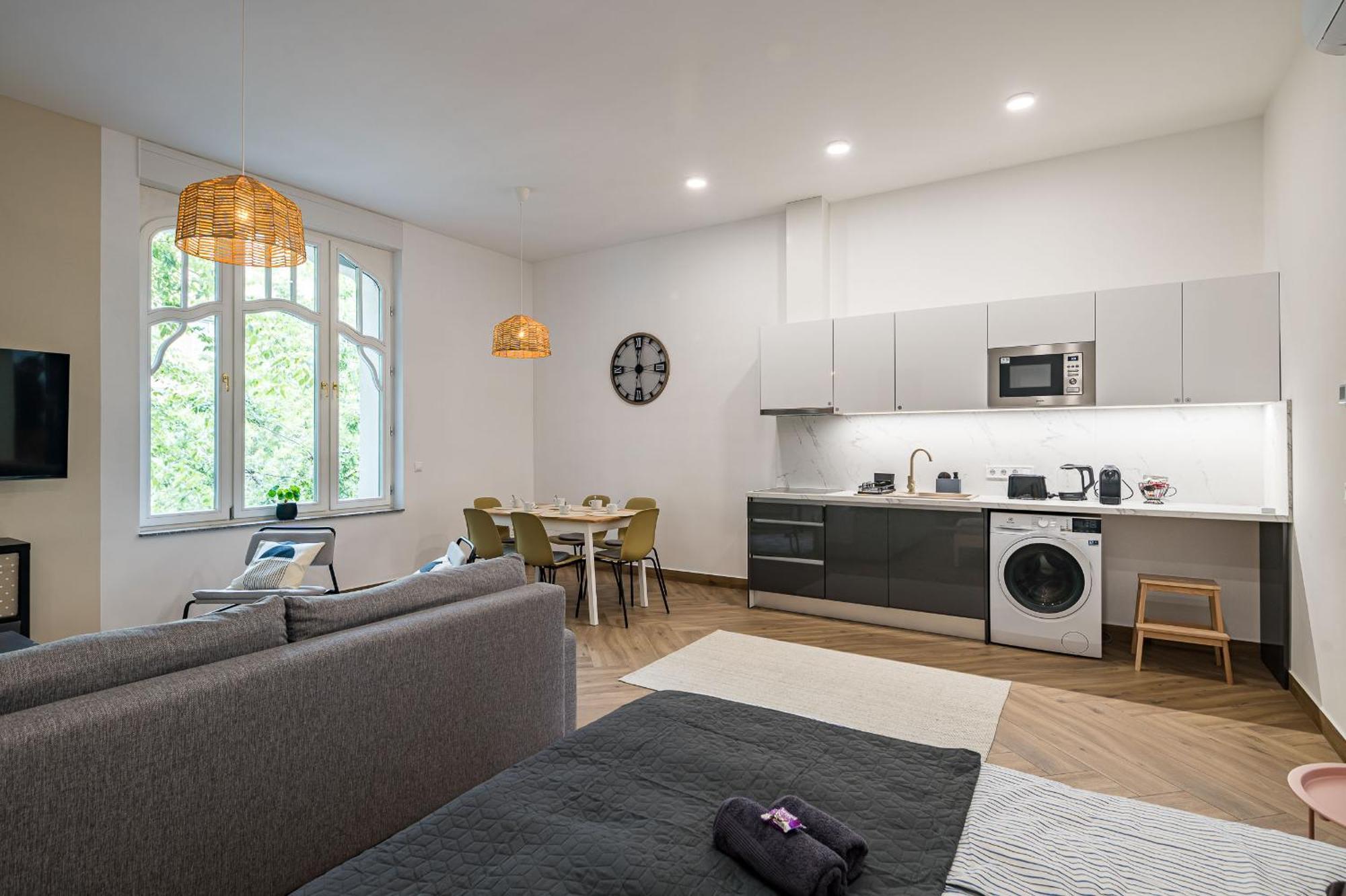 Stafetahaz Apartmanok Vác Екстериор снимка