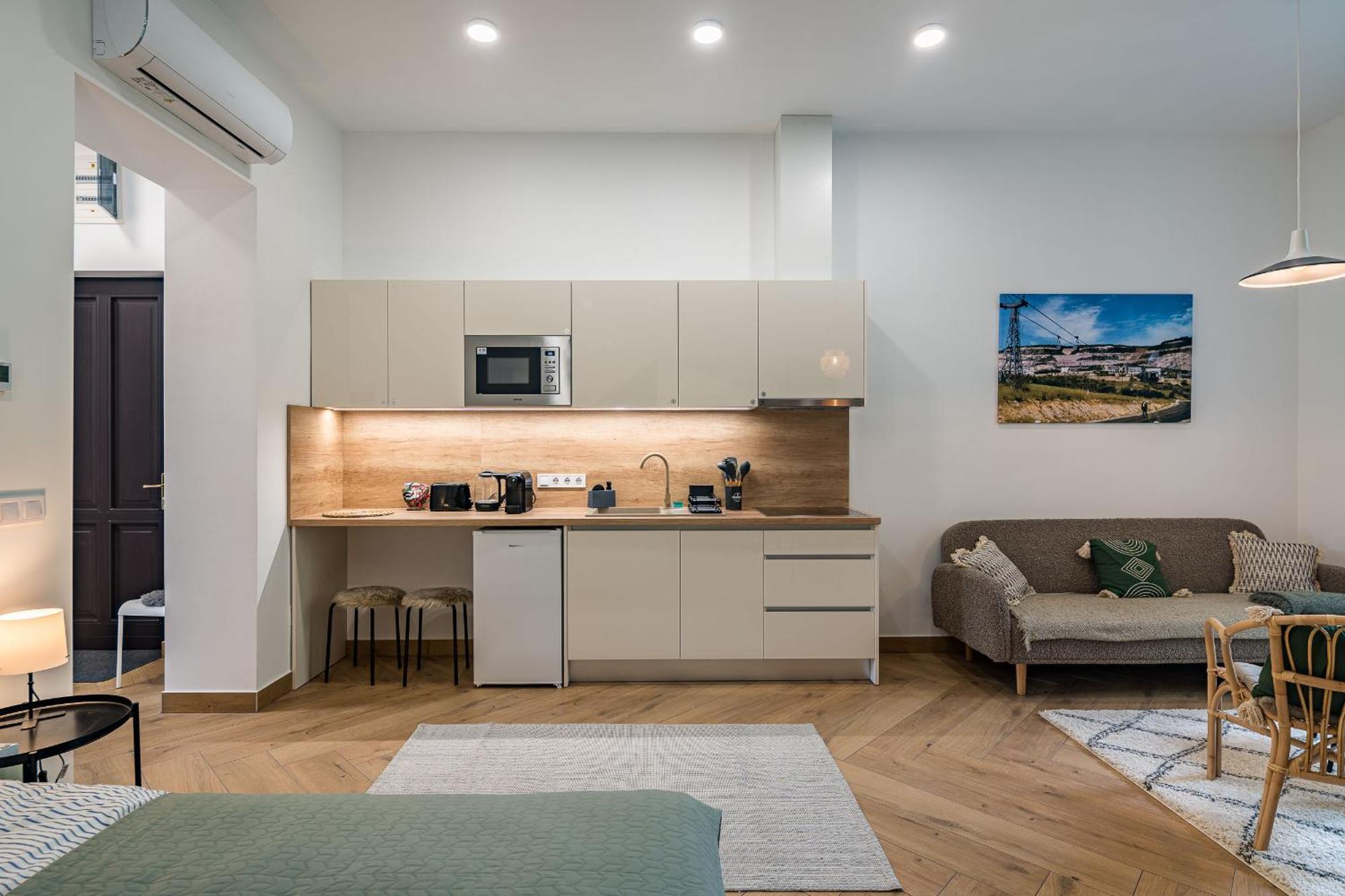 Stafetahaz Apartmanok Vác Екстериор снимка