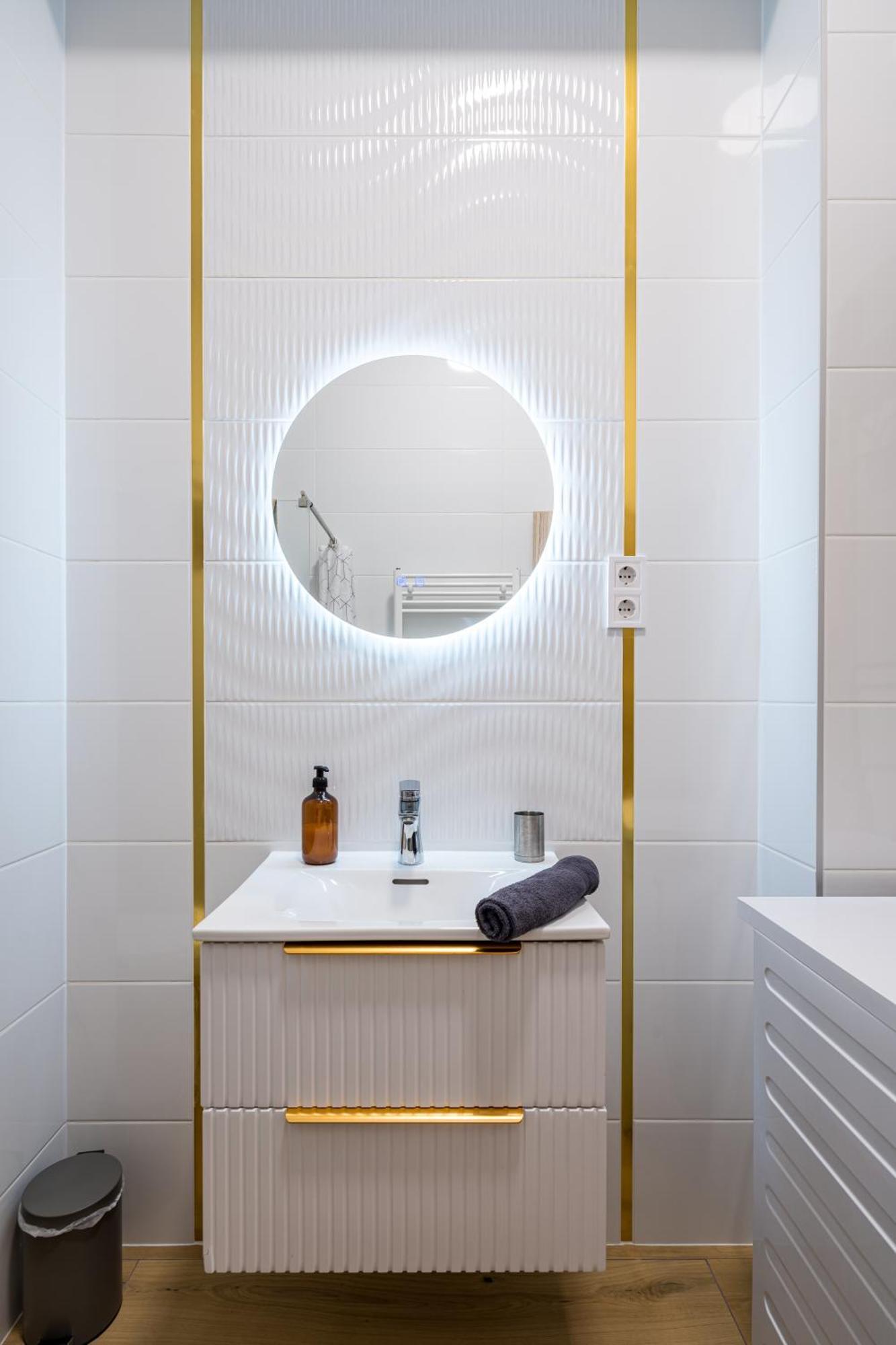 Stafetahaz Apartmanok Vác Екстериор снимка