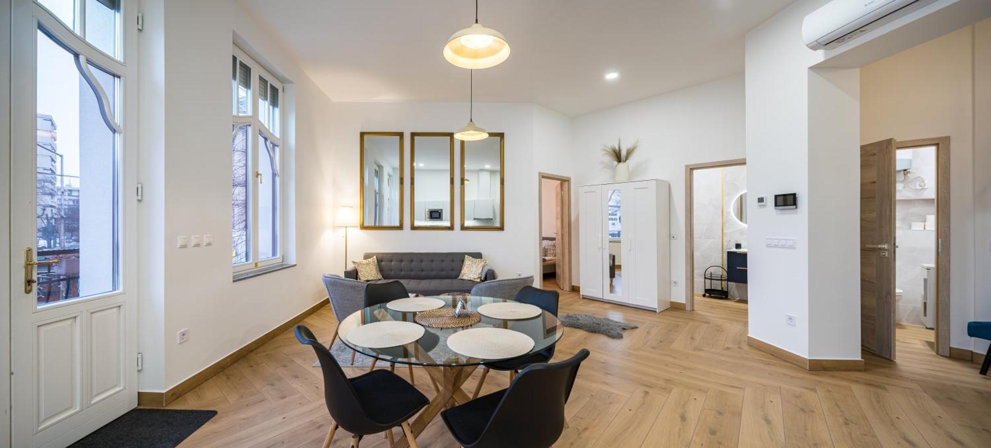 Stafetahaz Apartmanok Vác Екстериор снимка