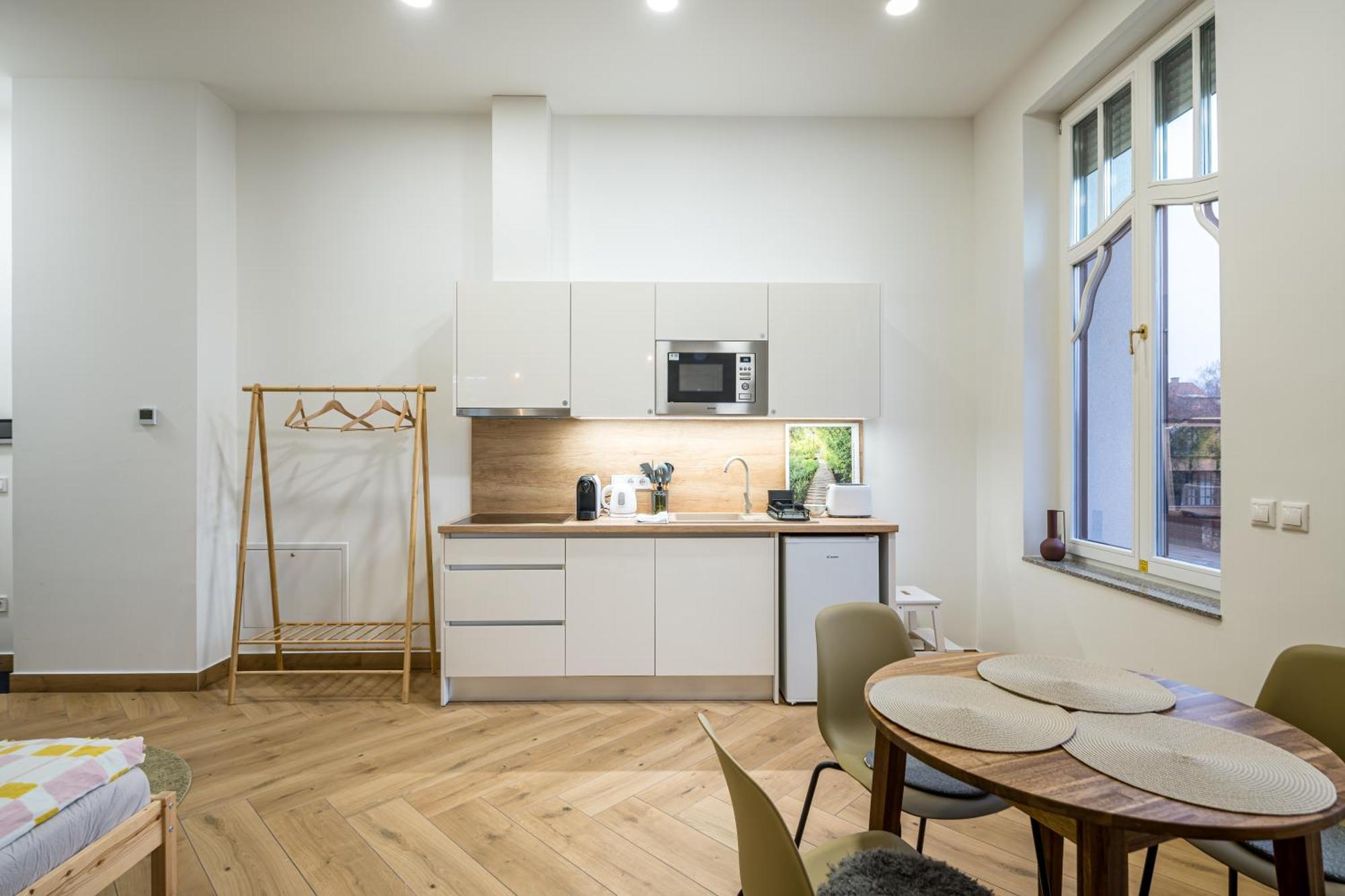 Stafetahaz Apartmanok Vác Екстериор снимка